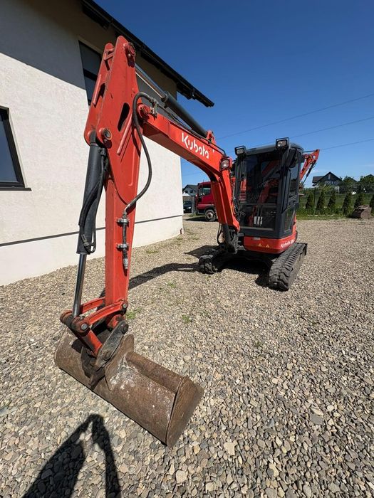 Miniexcavator Kubota u35 2016