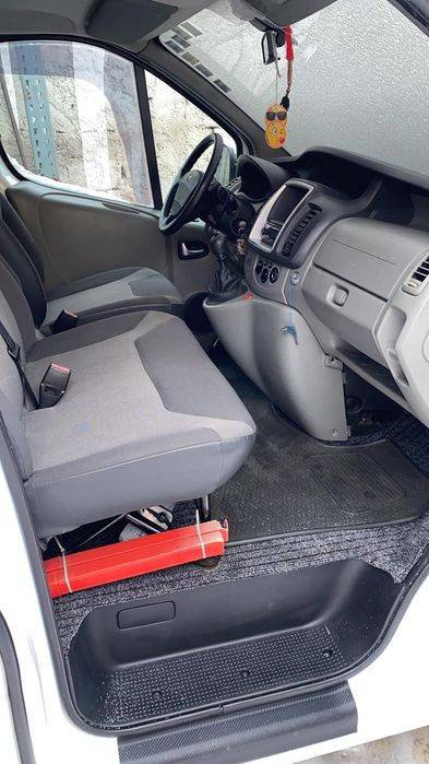 Microbuz persoane Renault Trafic 2.0-2012