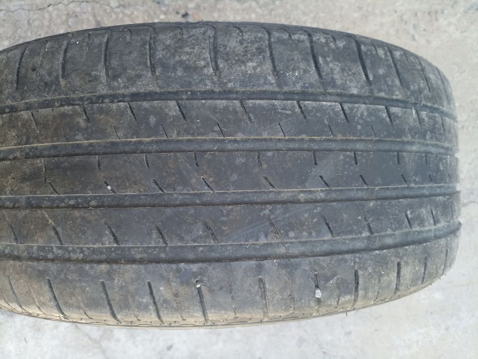 Продаётся шины  размер 255/50 R 19