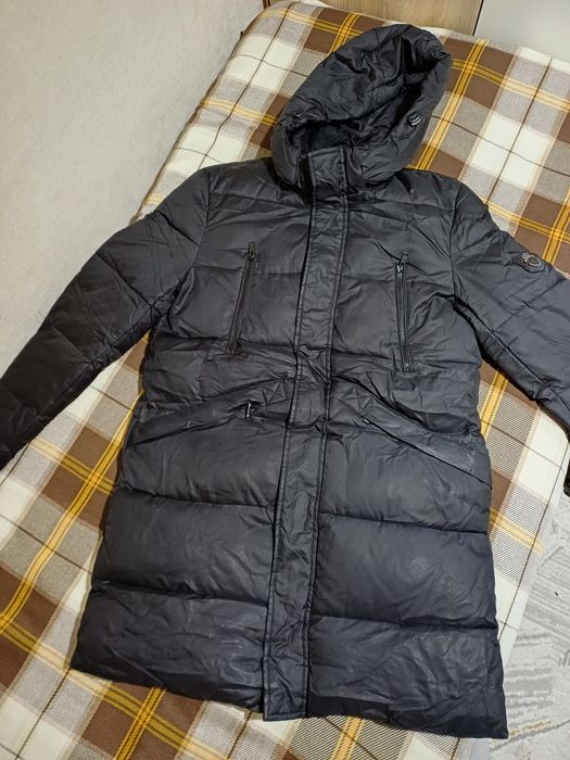 Продам Зимнюю куртку