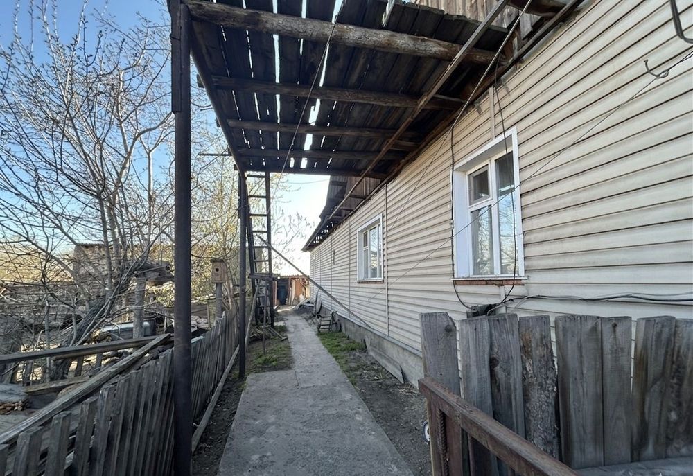 Продаётся Большой дом с магазином