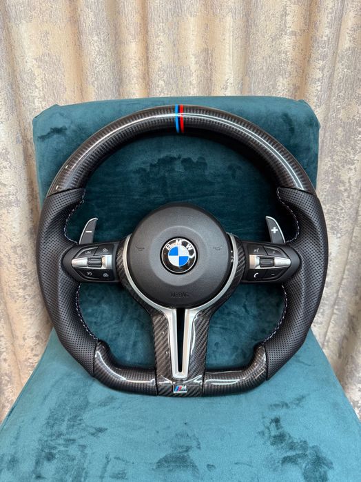 Volan BMW M Sport Carbon padele Seria 1 2 3 4 5 6 7 X1 X3 X4 X5 X6 E60 E90 F01 F10 F30 F32 F36 F15 F16