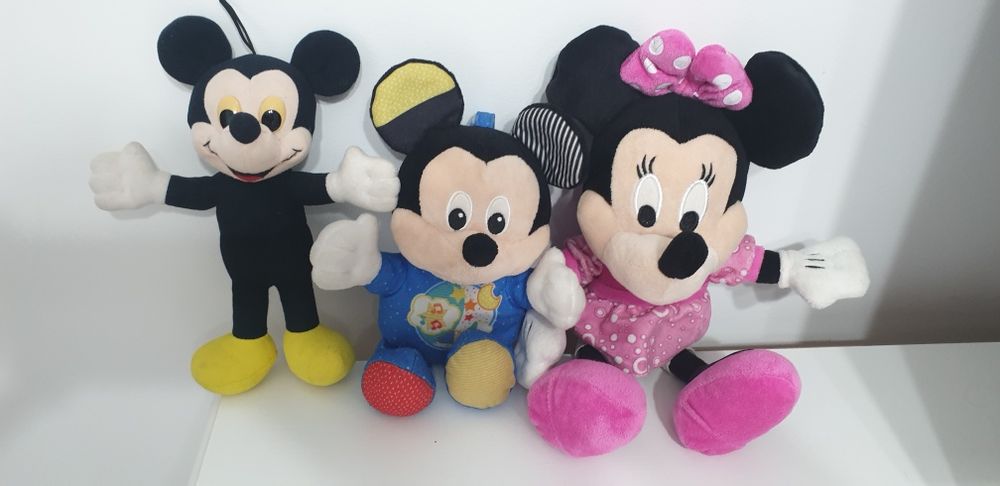 Pluș Baby Mickey Mouse.