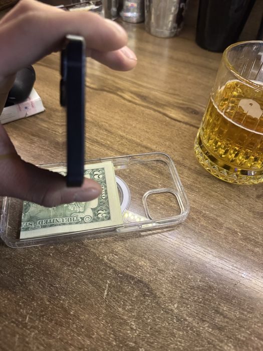 Продается iphone 13