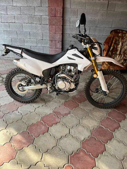Мотоцикл Yamma 250 кубов