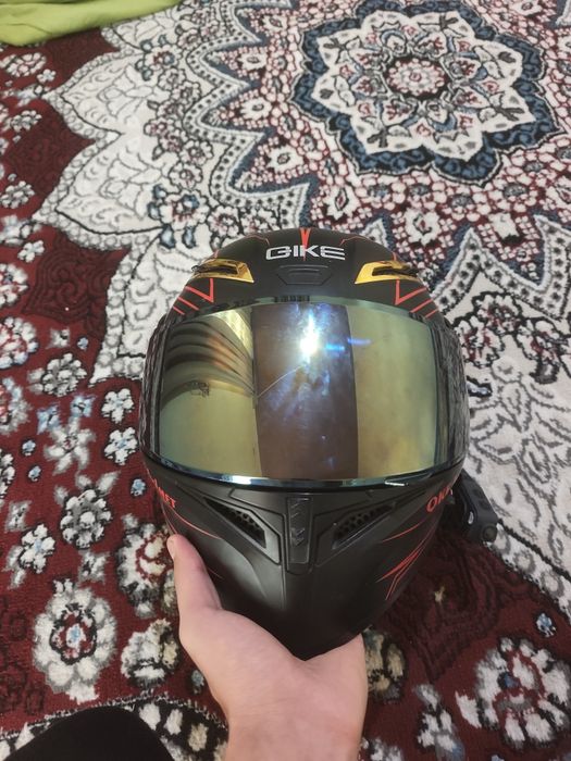 Moto shlem kamerali garnitura AGV ni lujs kopiyasi. L razmerda