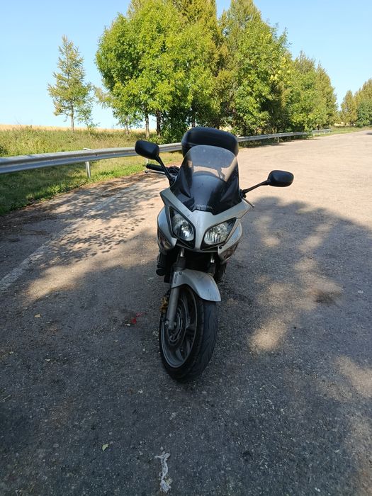 Продам мотоцикл Хонда CBF 1000
