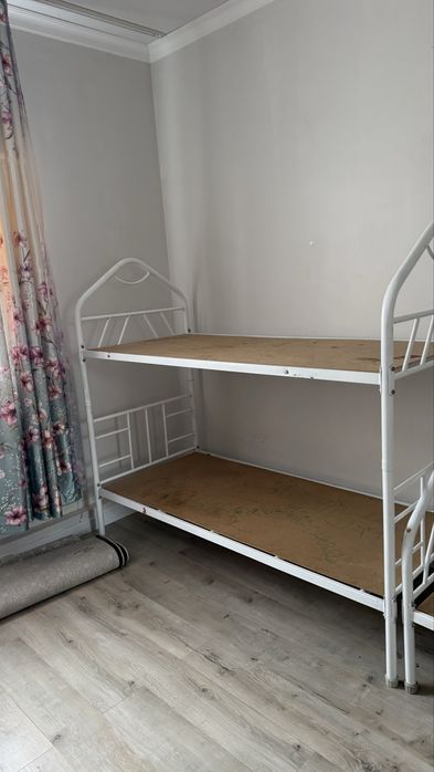 Железная кровать