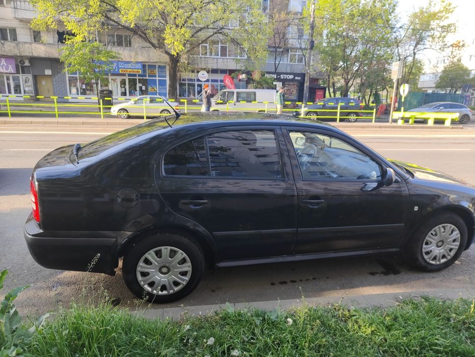 Vând Skoda Octavia