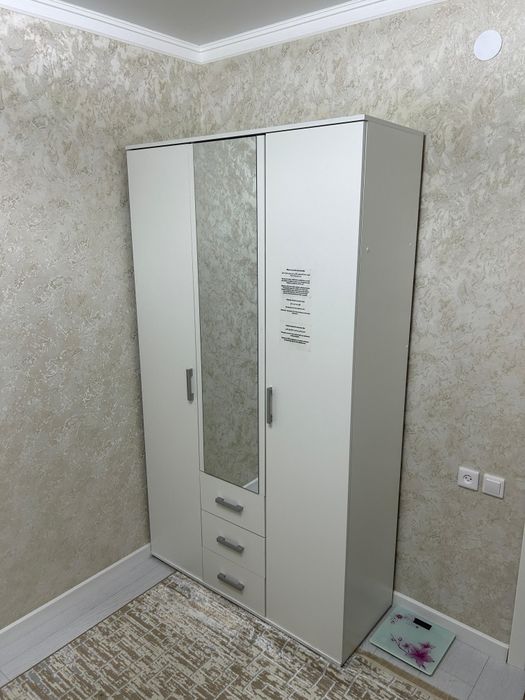 Продам шкаф 3х-дверный