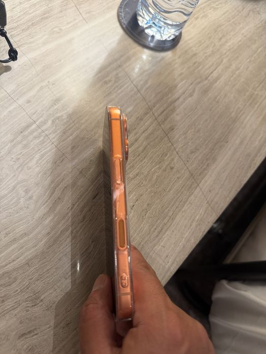 Iphone 17pro оранжевый 256г