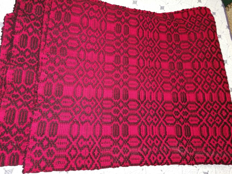 Cuvertura din lana, țesută manual