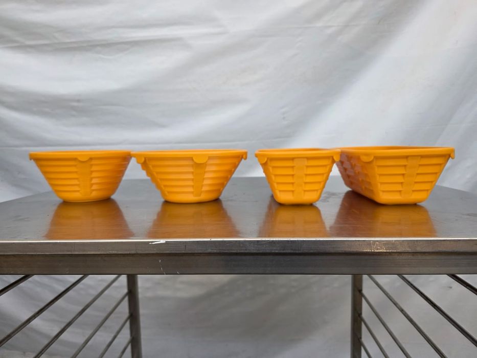 Пластмасови форми за втасване на хляб с плат