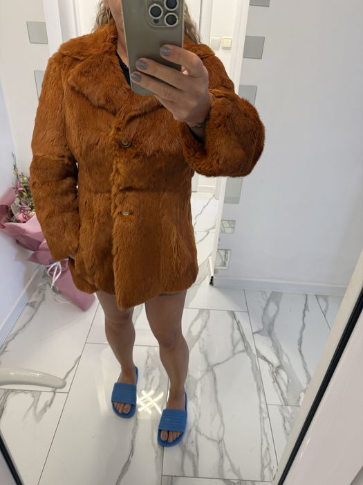 Зимно палто в червен цвят