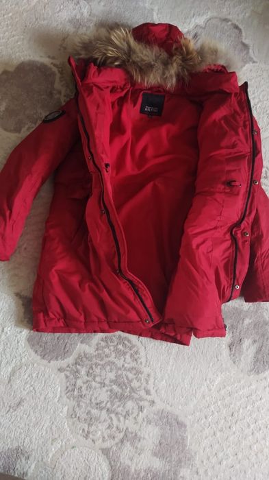 Продам детский пуховик