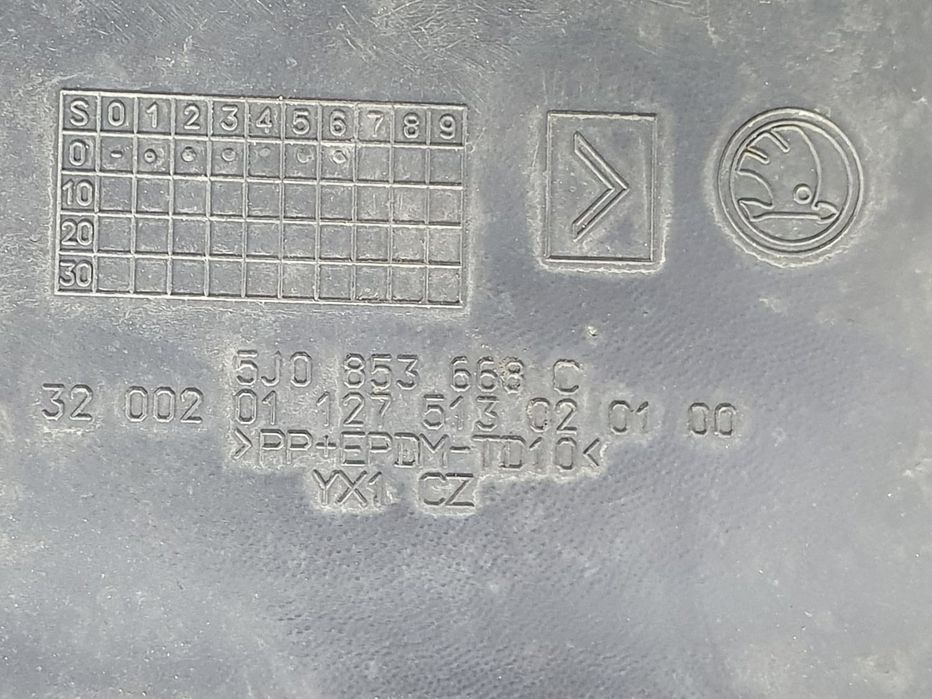Bara fata 5J0807221d Skoda Roomster 1 (5J) (facelift) (2010 - 2015) 1.6 TDI 1.6 TDI CAYB