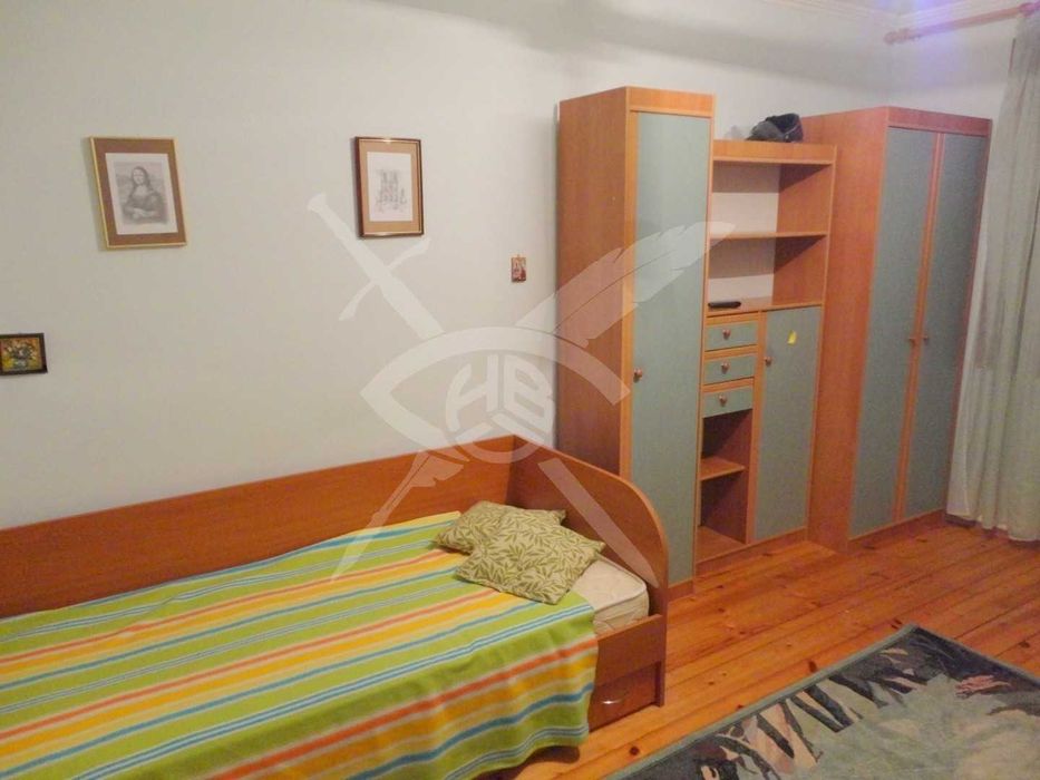 Тристаен апартамент в кв. Редута №28173