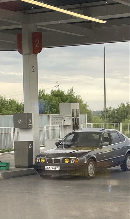 Продам bmw e34 520i