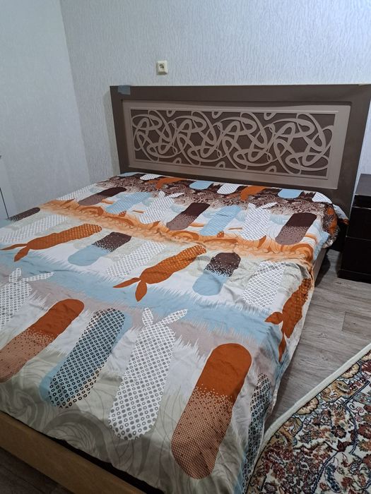 Кровать, 2 тумбы, комод
