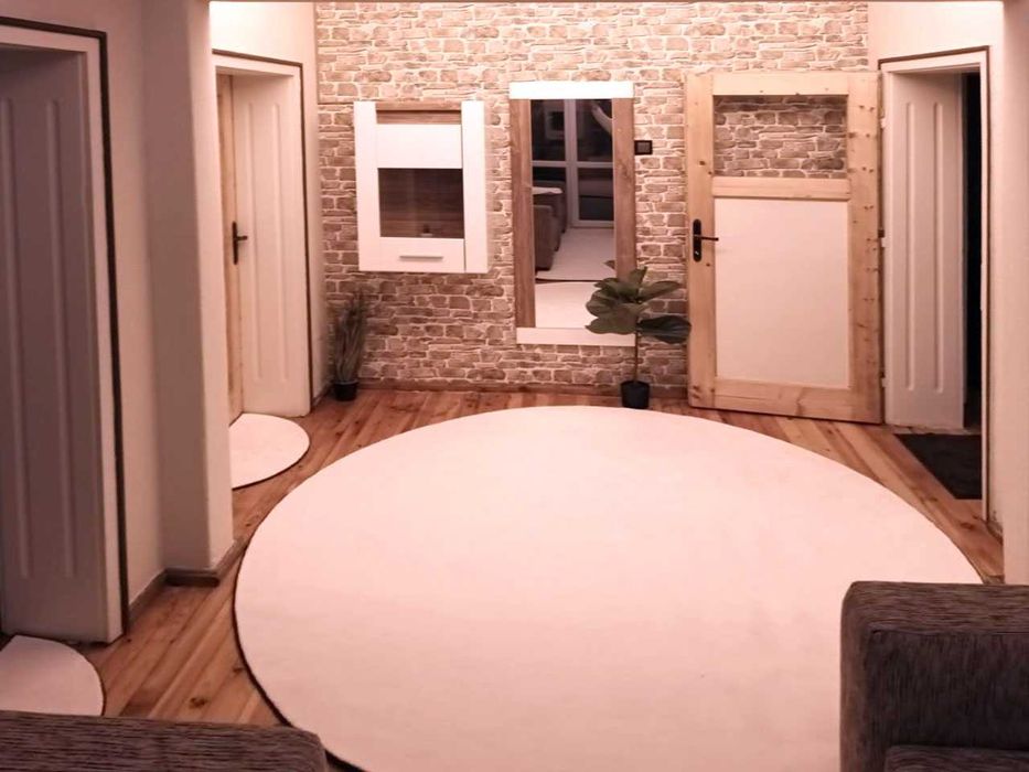 Дава се под наем Етаж от къща в Велинград - 100 кв.м за 331.5 € - Снимка #8