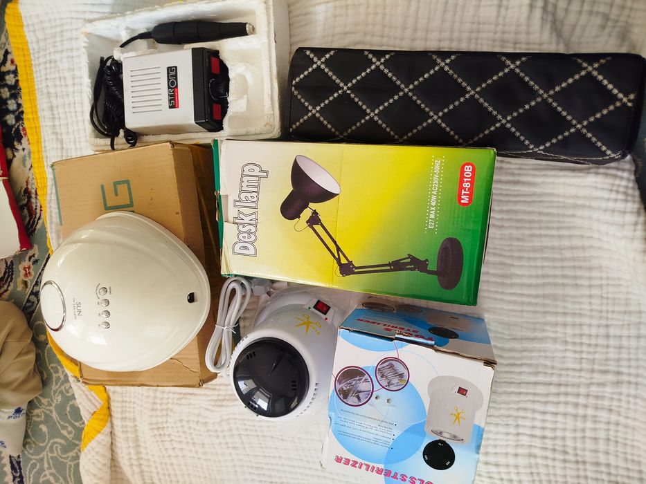 Апарат для Маникюра