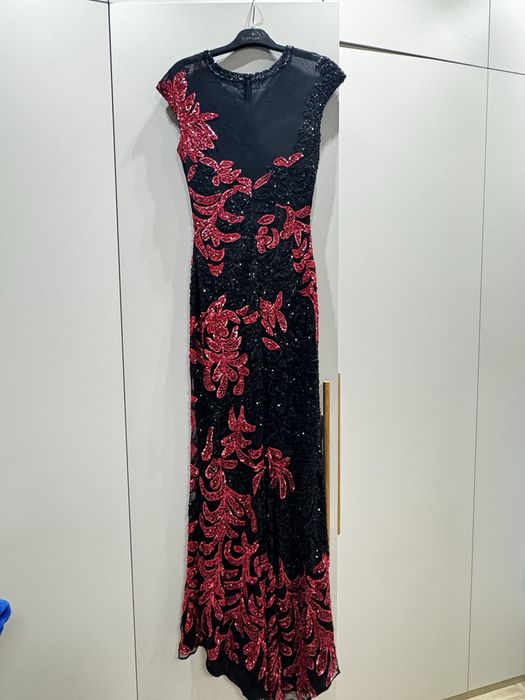 Вечернее платье в отличном состоянии