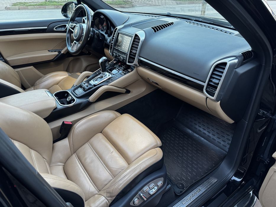 Vand/Schimb Cayenne Facelift~6Butoane Scaune~Pano~Bose~Perne