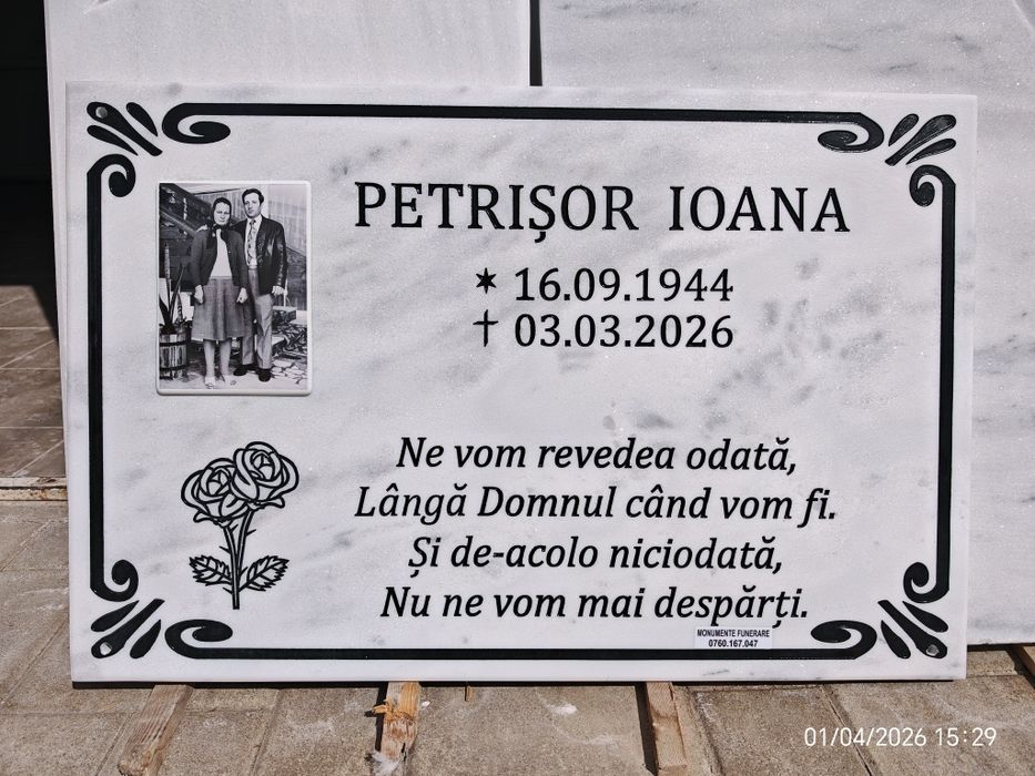 Gravare Monumente funerare - Cruci din marmura