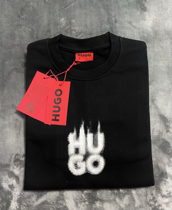 Vand tricou nou de barbati Hugo