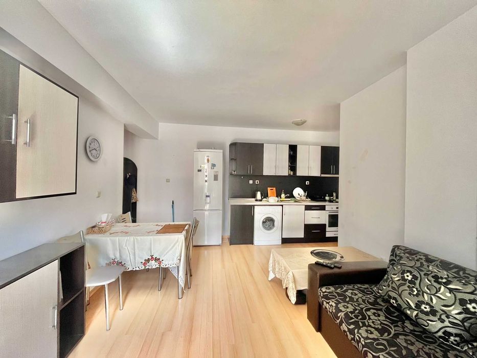 Продава се Тристаен апартамент в к.к. Слънчев бряг - 73 кв.м за 465 €/кв.м - Снимка #2