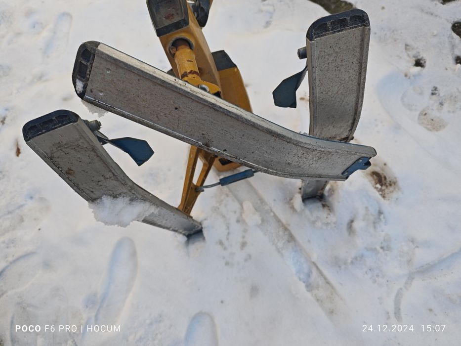Сани , Санки , снежный гонщик , снегосани