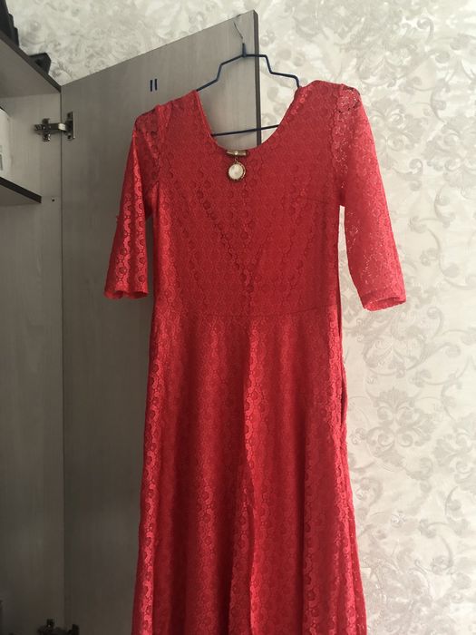 Продается платья