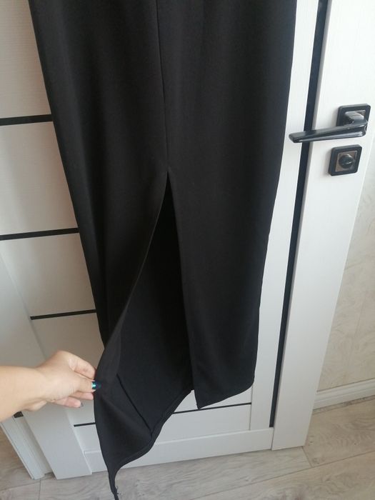 Длинное черное платье вечернее с разрезом