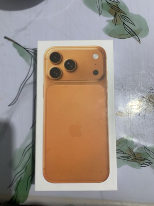 Продам Айфон 17 про макс андройд