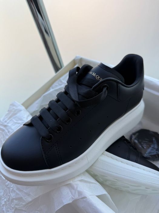 Adidasi Alexander MCqueen