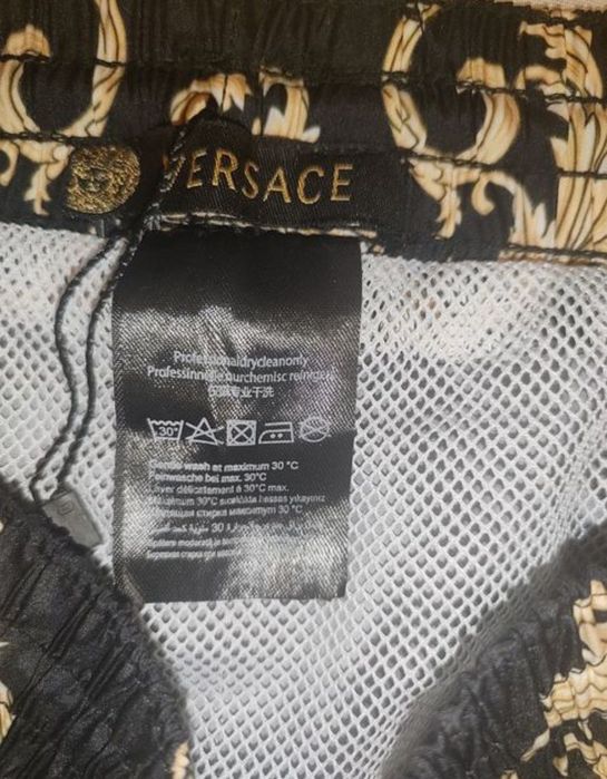 Sort Versace mărimea s