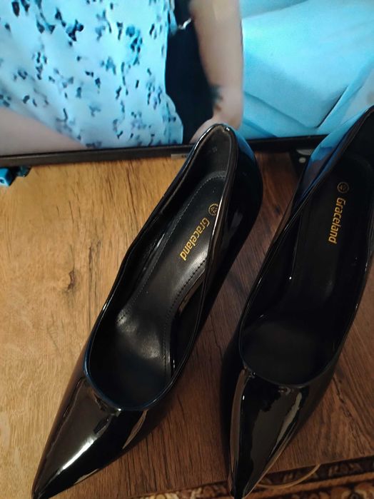 Дамски обувки 42 номер