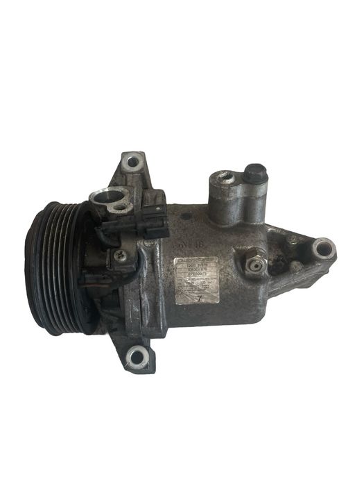 Compresor Ac Nissan Note E12 2012 - > 1.2B 92600-3Vb7B