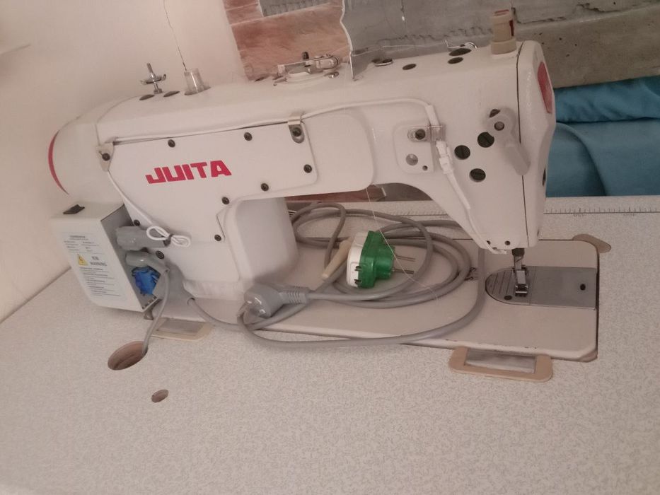 Продается швейная машина JUITA