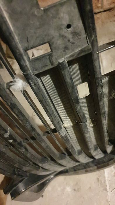 Продам решетку на Camry 50