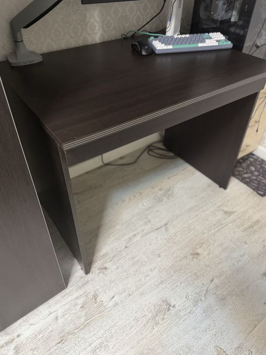 Стол  письменный , цвет венге