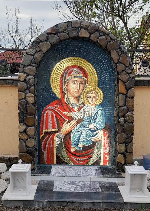 Icoane din mozaic, troite