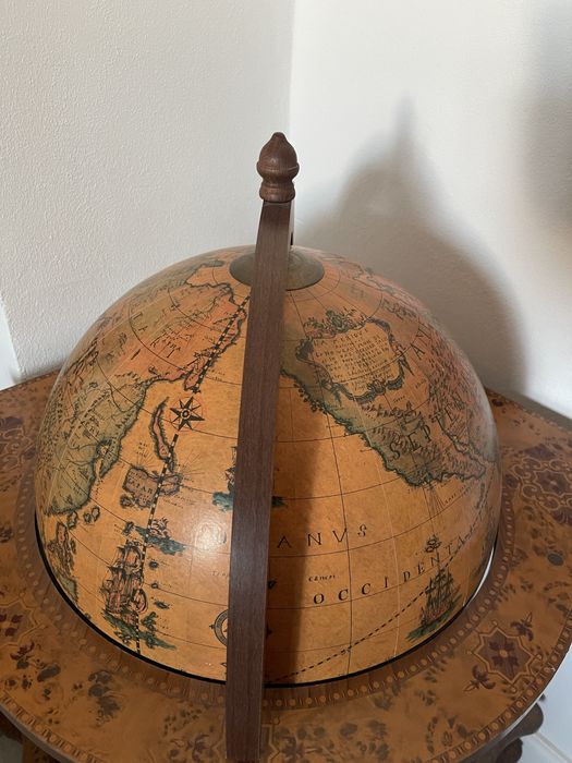 Minibar glob pamantesc Zofolli