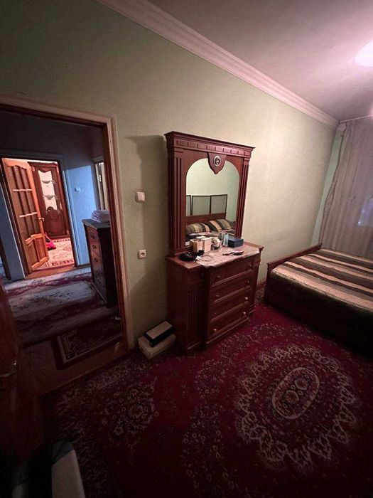 СРОЧНО Продается  кв ор-р Ало ресторан  4-ком/4/4 р-н Каракамыш 2/1,