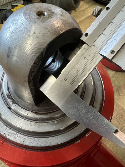 Гидроцилиндр 4 штоковый КАМАЗ, ЗИЛ, К700, МАЗ, ПТС, HOWO, SHACMAN