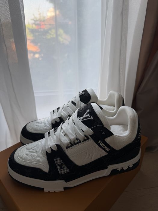 Adidasi Louis Vuiiton