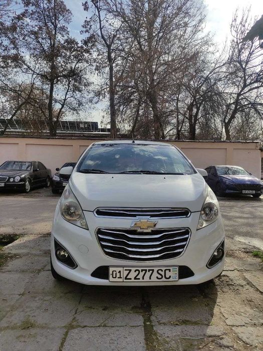 Chevrolet Spark 2011, 1.0 мотор, 3 позиция, 100 000 км