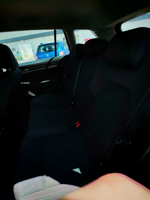 VW Golf 2.0 TDI 150cp DSG Variant 2021