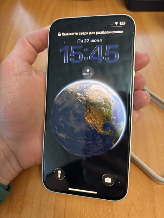 iPhone 13 отличное состояние
