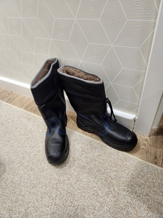 Зимний сапоги 42,43 размеры